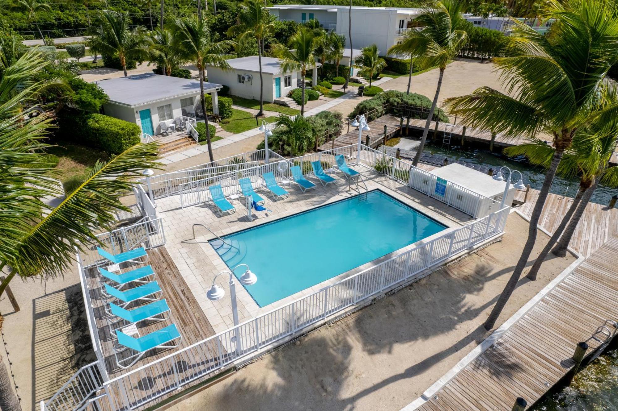 Fisher Inn Resort & Marina Айламорада Экстерьер фото