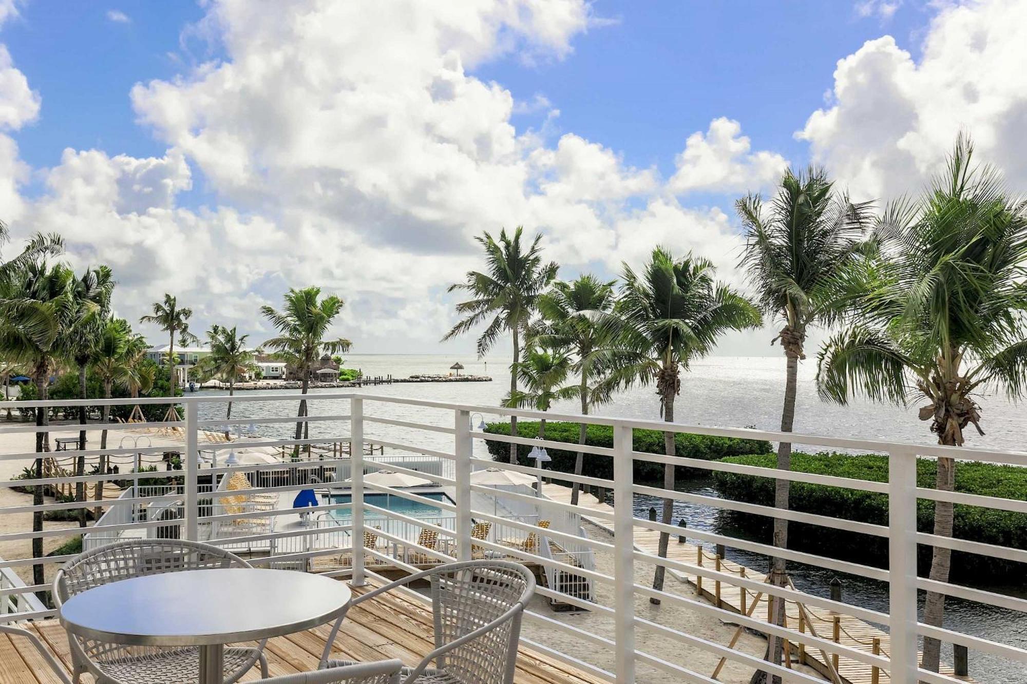 Fisher Inn Resort & Marina Айламорада Экстерьер фото